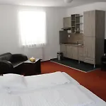 Palác Hotel 3*