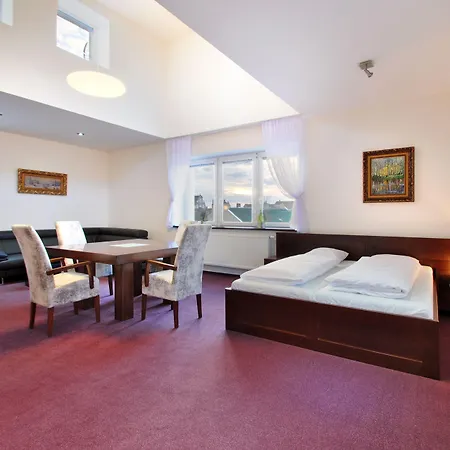 Palac Ξενοδοχείο