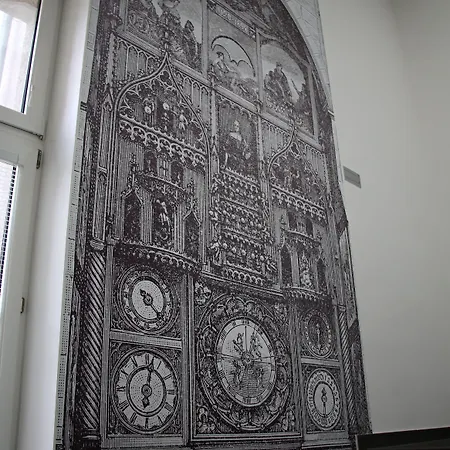 Palac Ξενοδοχείο 3*