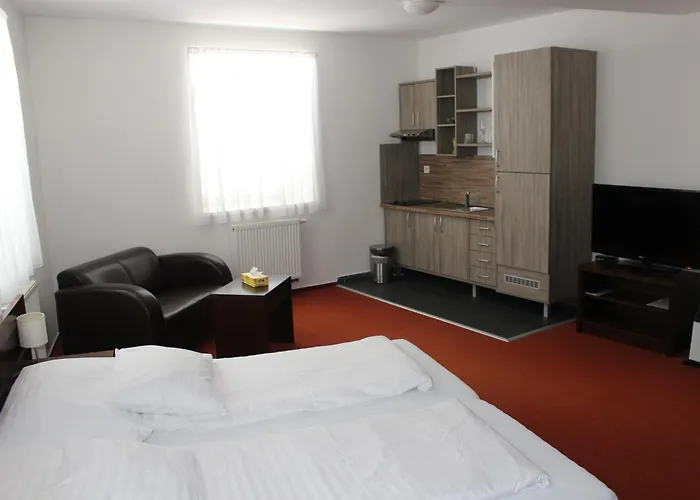 Palác Hotel 3*